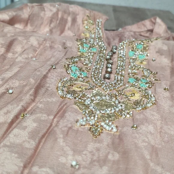 Agha Noor Embroidered Peach Tunic Dress - Picture 10 of 10